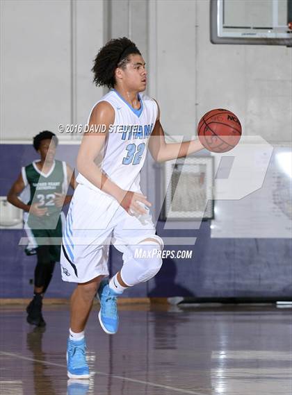 Thumbnail 1 in Sacred Heart Cathedral Preparatory vs. Burbank (St. Hope Elite Classic) photogallery.