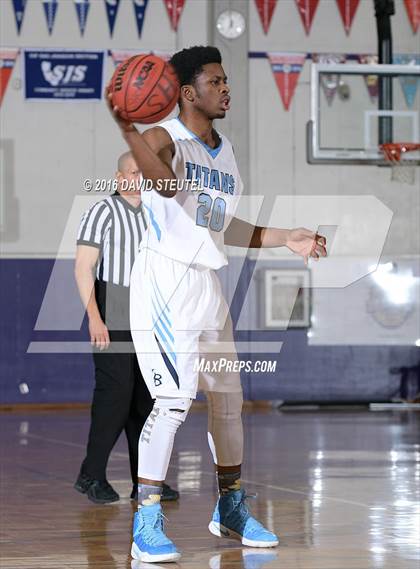 Thumbnail 3 in Sacred Heart Cathedral Preparatory vs. Burbank (St. Hope Elite Classic) photogallery.