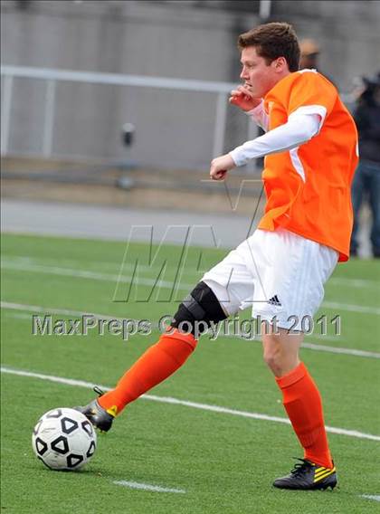Thumbnail 3 in New Hope-Solebury vs Mercyhurst Prep (PIAA Class A Final) photogallery.