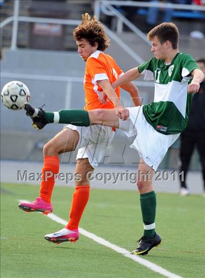 Thumbnail 3 in New Hope-Solebury vs Mercyhurst Prep (PIAA Class A Final) photogallery.
