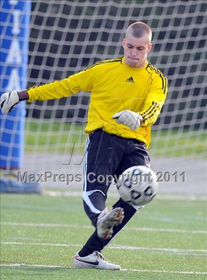 Thumbnail 2 in New Hope-Solebury vs Mercyhurst Prep (PIAA Class A Final) photogallery.