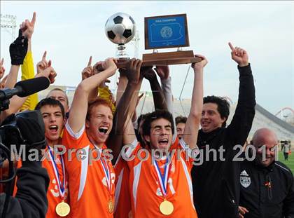 Thumbnail 3 in New Hope-Solebury vs Mercyhurst Prep (PIAA Class A Final) photogallery.