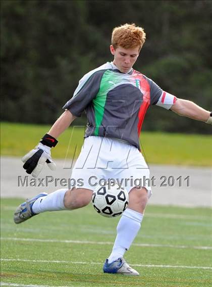 Thumbnail 3 in New Hope-Solebury vs Mercyhurst Prep (PIAA Class A Final) photogallery.