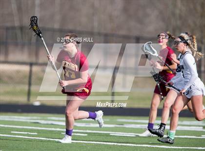 Thumbnail 1 in Hickory @ Hough photogallery.