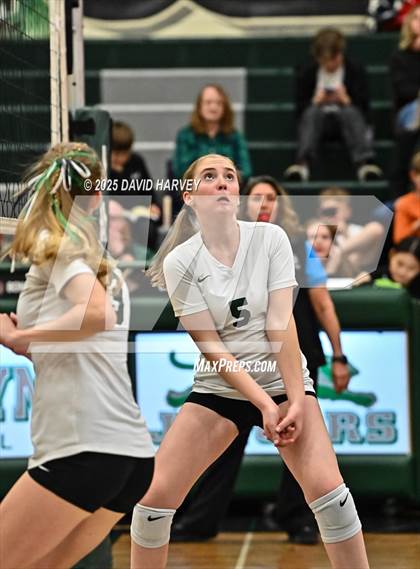 Thumbnail 2 in FR: Pomona @ D'Evelyn photogallery.