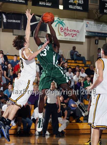 Thumbnail 1 in Bishop Verot vs Pembroke Pines (City of Palms Classic) photogallery.