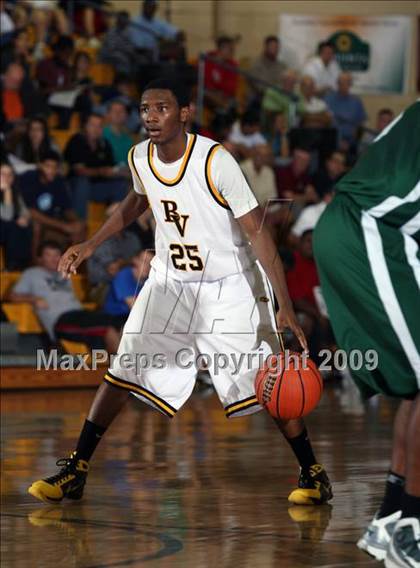 Thumbnail 3 in Bishop Verot vs Pembroke Pines (City of Palms Classic) photogallery.