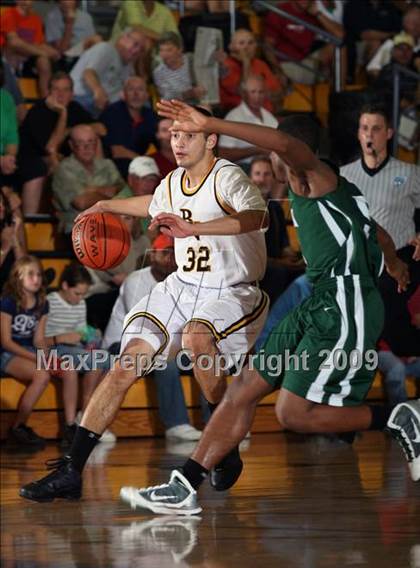 Thumbnail 2 in Bishop Verot vs Pembroke Pines (City of Palms Classic) photogallery.