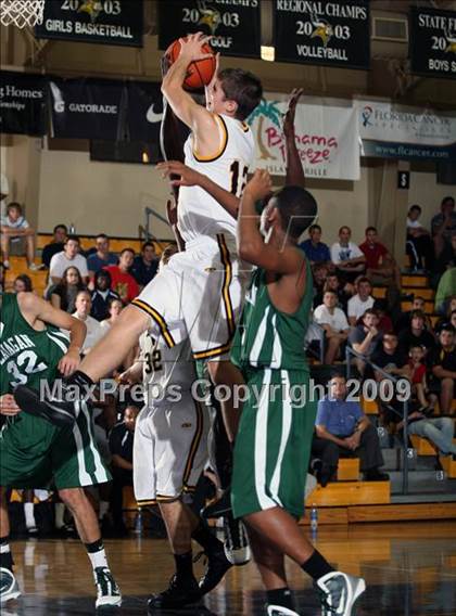 Thumbnail 1 in Bishop Verot vs Pembroke Pines (City of Palms Classic) photogallery.