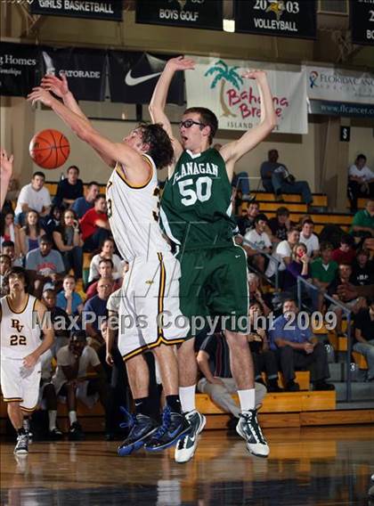 Thumbnail 1 in Bishop Verot vs Pembroke Pines (City of Palms Classic) photogallery.