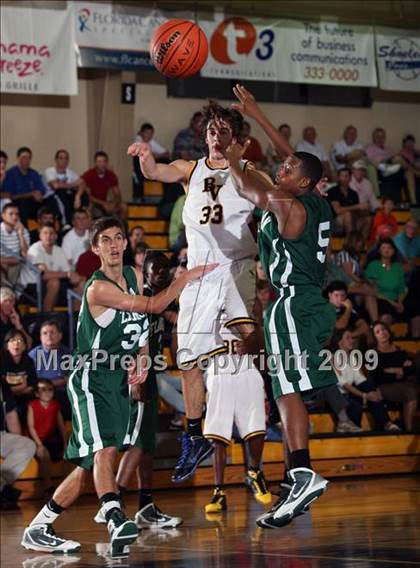 Thumbnail 2 in Bishop Verot vs Pembroke Pines (City of Palms Classic) photogallery.