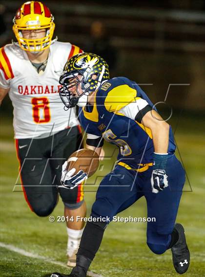 Thumbnail 3 in Oakdale vs. Inderkum (CIF SJS D3 Final)  photogallery.