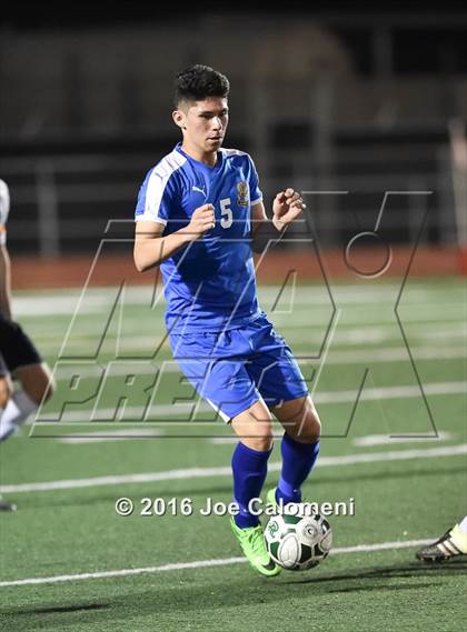 Thumbnail 2 in Reagan [Ronald] vs MacArthur [Douglas] (Blossom Athletic Center) photogallery.