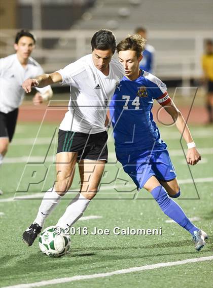 Thumbnail 2 in Reagan [Ronald] vs MacArthur [Douglas] (Blossom Athletic Center) photogallery.