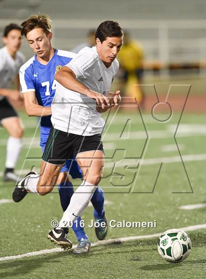 Thumbnail 1 in Reagan [Ronald] vs MacArthur [Douglas] (Blossom Athletic Center) photogallery.