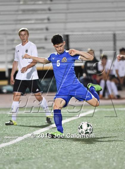 Thumbnail 3 in Reagan [Ronald] vs MacArthur [Douglas] (Blossom Athletic Center) photogallery.