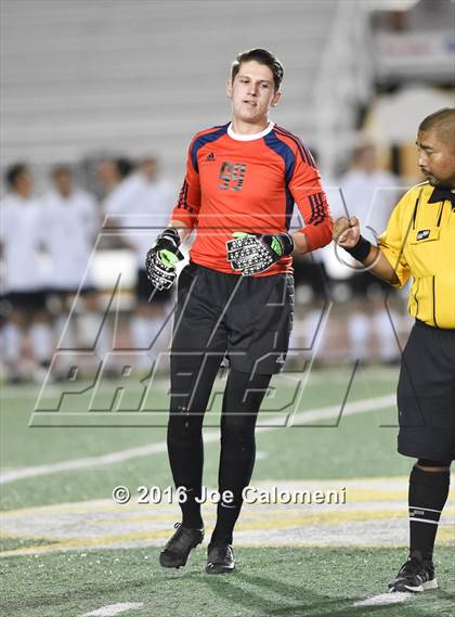 Thumbnail 2 in Reagan [Ronald] vs MacArthur [Douglas] (Blossom Athletic Center) photogallery.