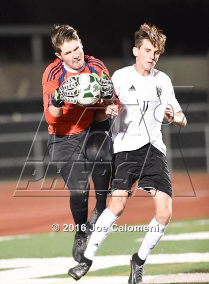Thumbnail 3 in Reagan [Ronald] vs MacArthur [Douglas] (Blossom Athletic Center) photogallery.