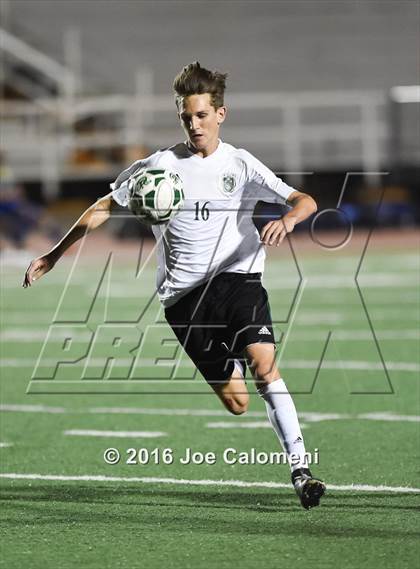 Thumbnail 2 in Reagan [Ronald] vs MacArthur [Douglas] (Blossom Athletic Center) photogallery.