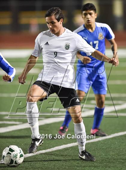 Thumbnail 2 in Reagan [Ronald] vs MacArthur [Douglas] (Blossom Athletic Center) photogallery.