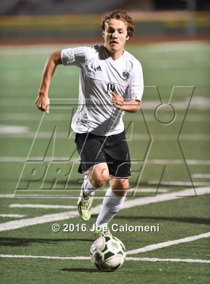Thumbnail 1 in Reagan [Ronald] vs MacArthur [Douglas] (Blossom Athletic Center) photogallery.