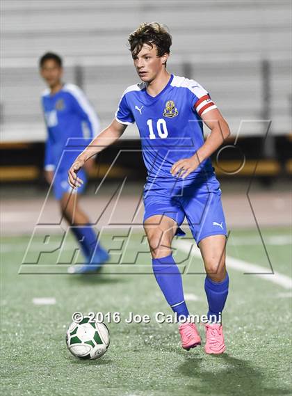Thumbnail 2 in Reagan [Ronald] vs MacArthur [Douglas] (Blossom Athletic Center) photogallery.