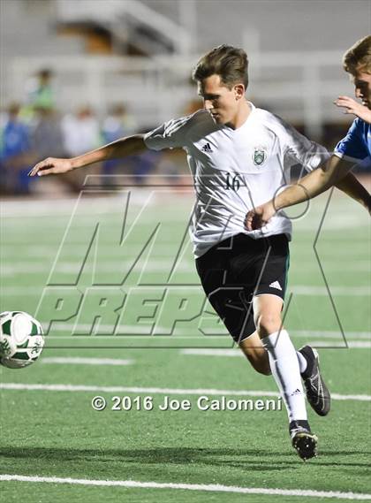 Thumbnail 1 in Reagan [Ronald] vs MacArthur [Douglas] (Blossom Athletic Center) photogallery.