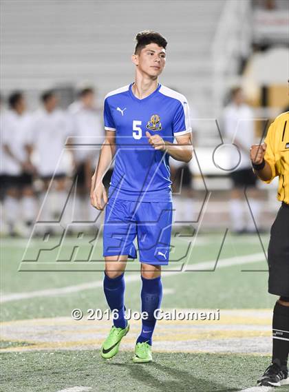 Thumbnail 2 in Reagan [Ronald] vs MacArthur [Douglas] (Blossom Athletic Center) photogallery.