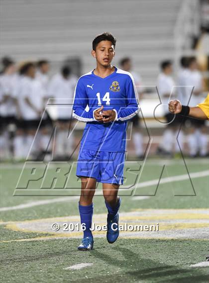 Thumbnail 2 in Reagan [Ronald] vs MacArthur [Douglas] (Blossom Athletic Center) photogallery.