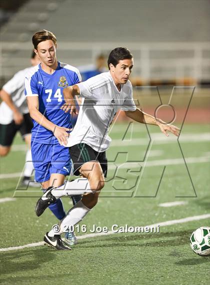 Thumbnail 2 in Reagan [Ronald] vs MacArthur [Douglas] (Blossom Athletic Center) photogallery.