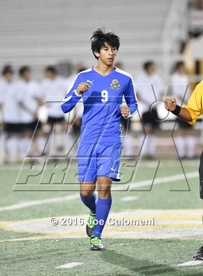 Thumbnail 2 in Reagan [Ronald] vs MacArthur [Douglas] (Blossom Athletic Center) photogallery.