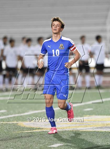Thumbnail 3 in Reagan [Ronald] vs MacArthur [Douglas] (Blossom Athletic Center) photogallery.