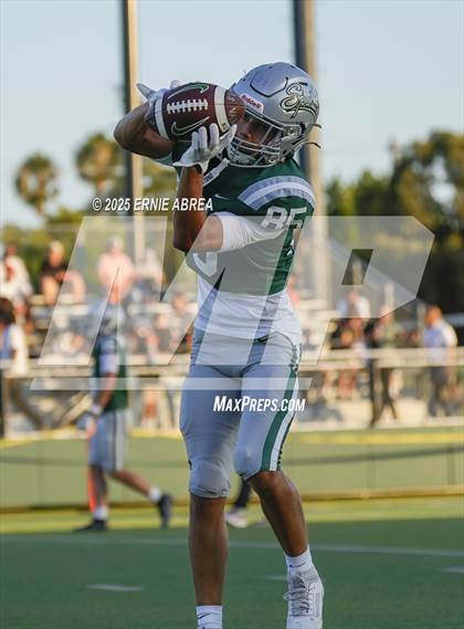 Thumbnail 2 in Lakeland @ De La Salle (MaxPreps Game of the Week) photogallery.