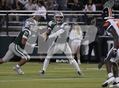 Thumbnail 2 in Lakeland @ De La Salle (MaxPreps Game of the Week) photogallery.