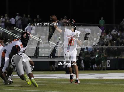 Thumbnail 1 in Lakeland @ De La Salle (MaxPreps Game of the Week) photogallery.