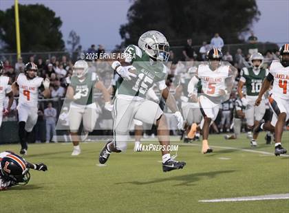 Thumbnail 3 in Lakeland @ De La Salle (MaxPreps Game of the Week) photogallery.
