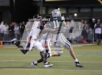 Thumbnail 3 in Lakeland @ De La Salle (MaxPreps Game of the Week) photogallery.