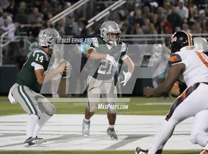 Thumbnail 3 in Lakeland @ De La Salle (MaxPreps Game of the Week) photogallery.