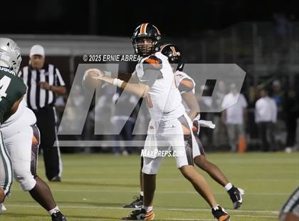 Thumbnail 1 in Lakeland @ De La Salle (MaxPreps Game of the Week) photogallery.