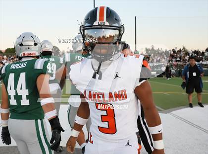 Thumbnail 2 in Lakeland @ De La Salle (MaxPreps Game of the Week) photogallery.