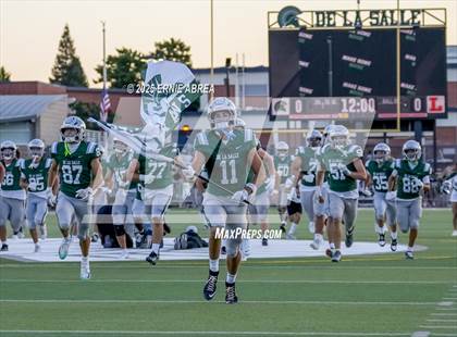 Thumbnail 2 in Lakeland @ De La Salle (MaxPreps Game of the Week) photogallery.