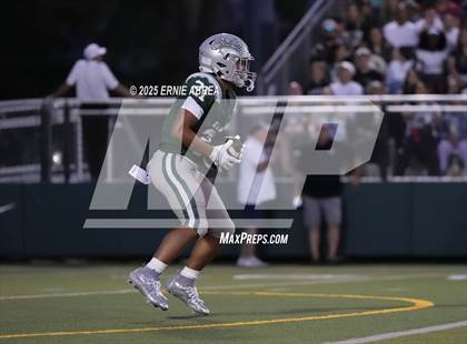Thumbnail 1 in Lakeland @ De La Salle (MaxPreps Game of the Week) photogallery.