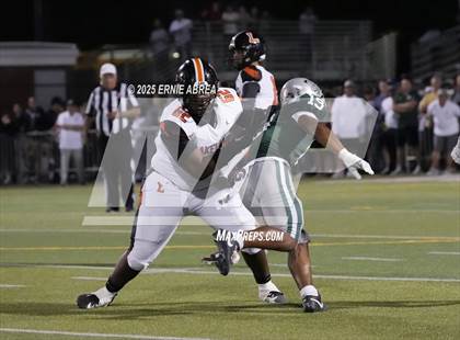 Thumbnail 1 in Lakeland @ De La Salle (MaxPreps Game of the Week) photogallery.