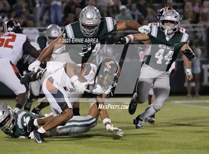 Thumbnail 1 in Lakeland @ De La Salle (MaxPreps Game of the Week) photogallery.