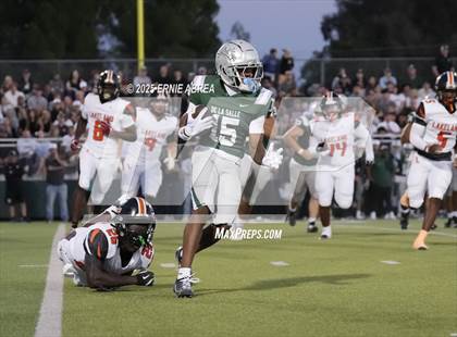 Thumbnail 1 in Lakeland @ De La Salle (MaxPreps Game of the Week) photogallery.