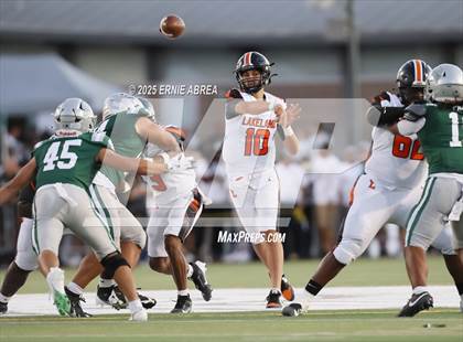 Thumbnail 2 in Lakeland @ De La Salle (MaxPreps Game of the Week) photogallery.