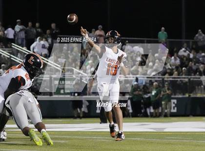 Thumbnail 1 in Lakeland @ De La Salle (MaxPreps Game of the Week) photogallery.