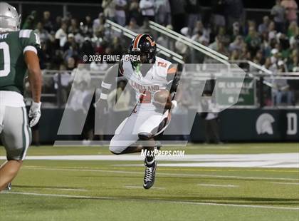 Thumbnail 3 in Lakeland @ De La Salle (MaxPreps Game of the Week) photogallery.