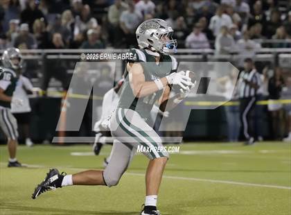 Thumbnail 3 in Lakeland @ De La Salle (MaxPreps Game of the Week) photogallery.