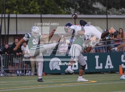 Thumbnail 1 in Lakeland @ De La Salle (MaxPreps Game of the Week) photogallery.